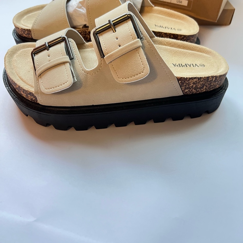 Women’s Beige Double-Buckle Platform Sandals - Picture 7 of 8